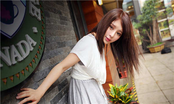 新都想找一个女性生孩子给报酬-｛找个女人生孩子多少钱｝